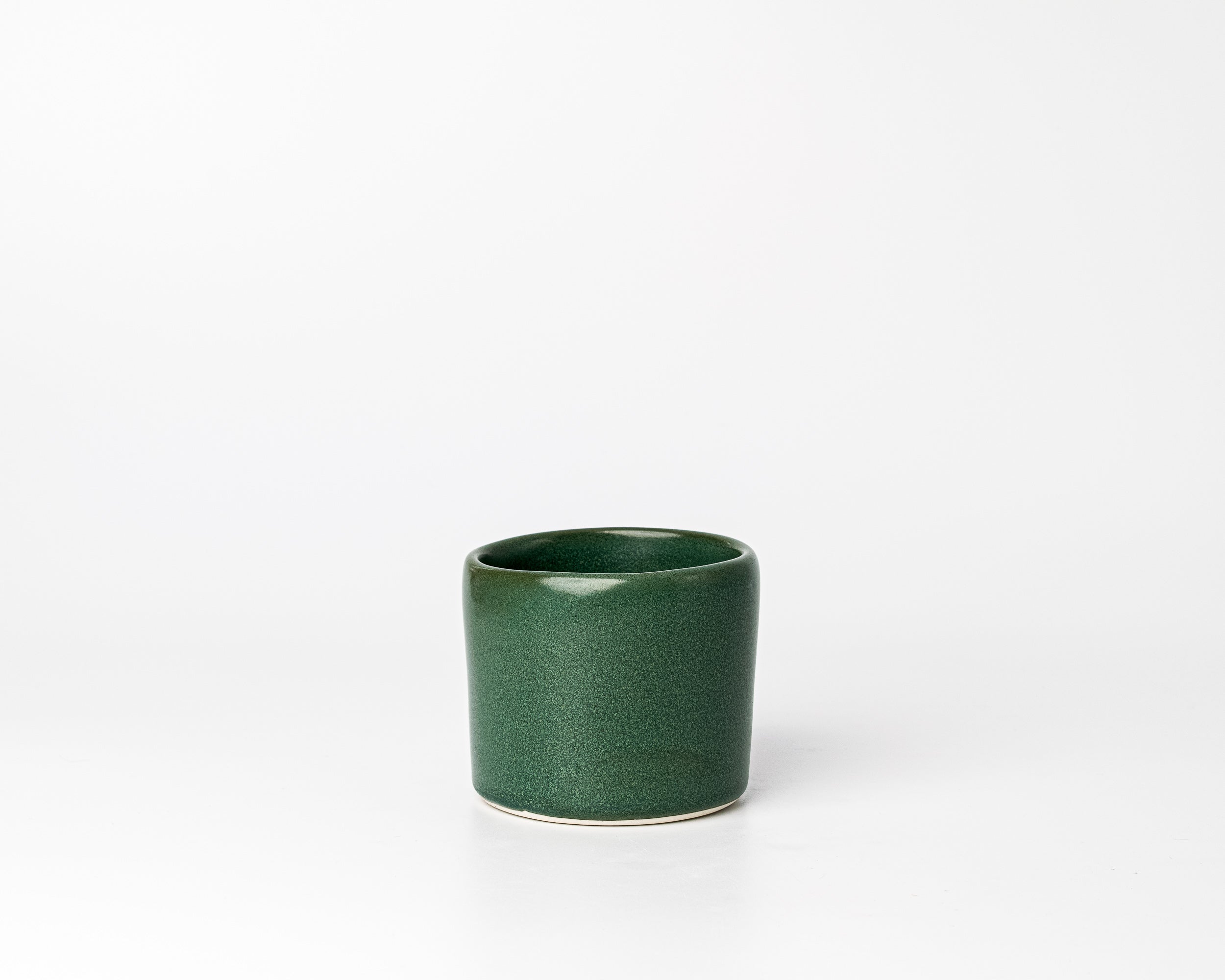 Seven Piece Organic Rim Dinnerware Setting