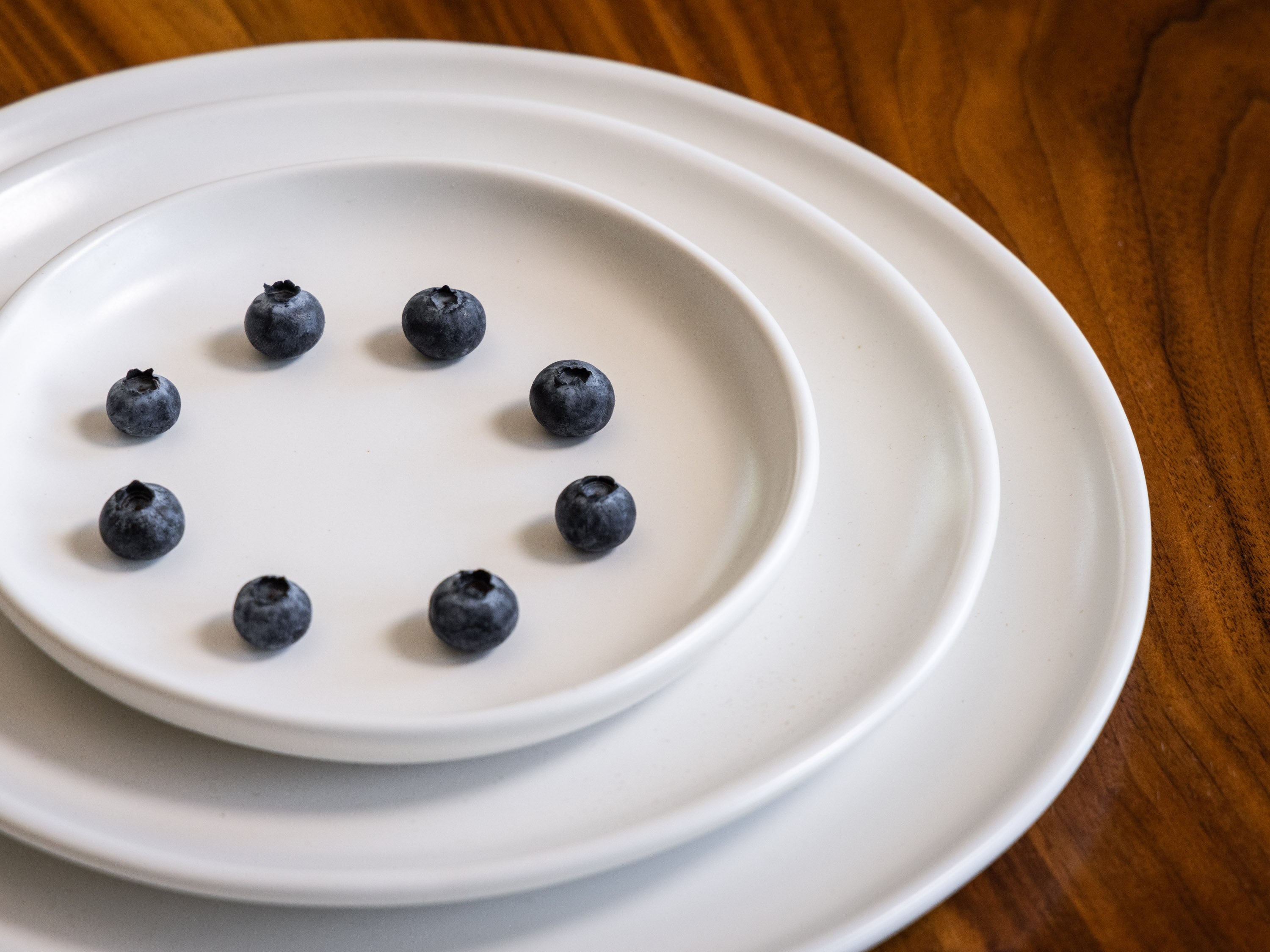 Five Piece Curved Coupe Dinnerware Setting