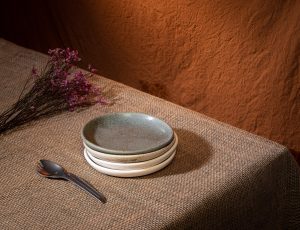 Curved Rim Porcelain Side Coupe Plate