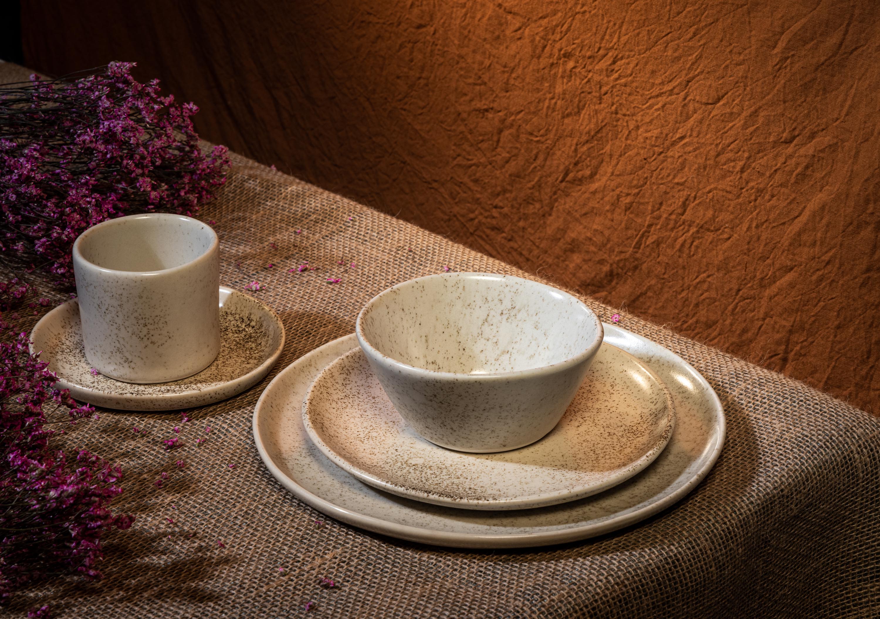 Five Piece Curved Coupe Dinnerware Setting
