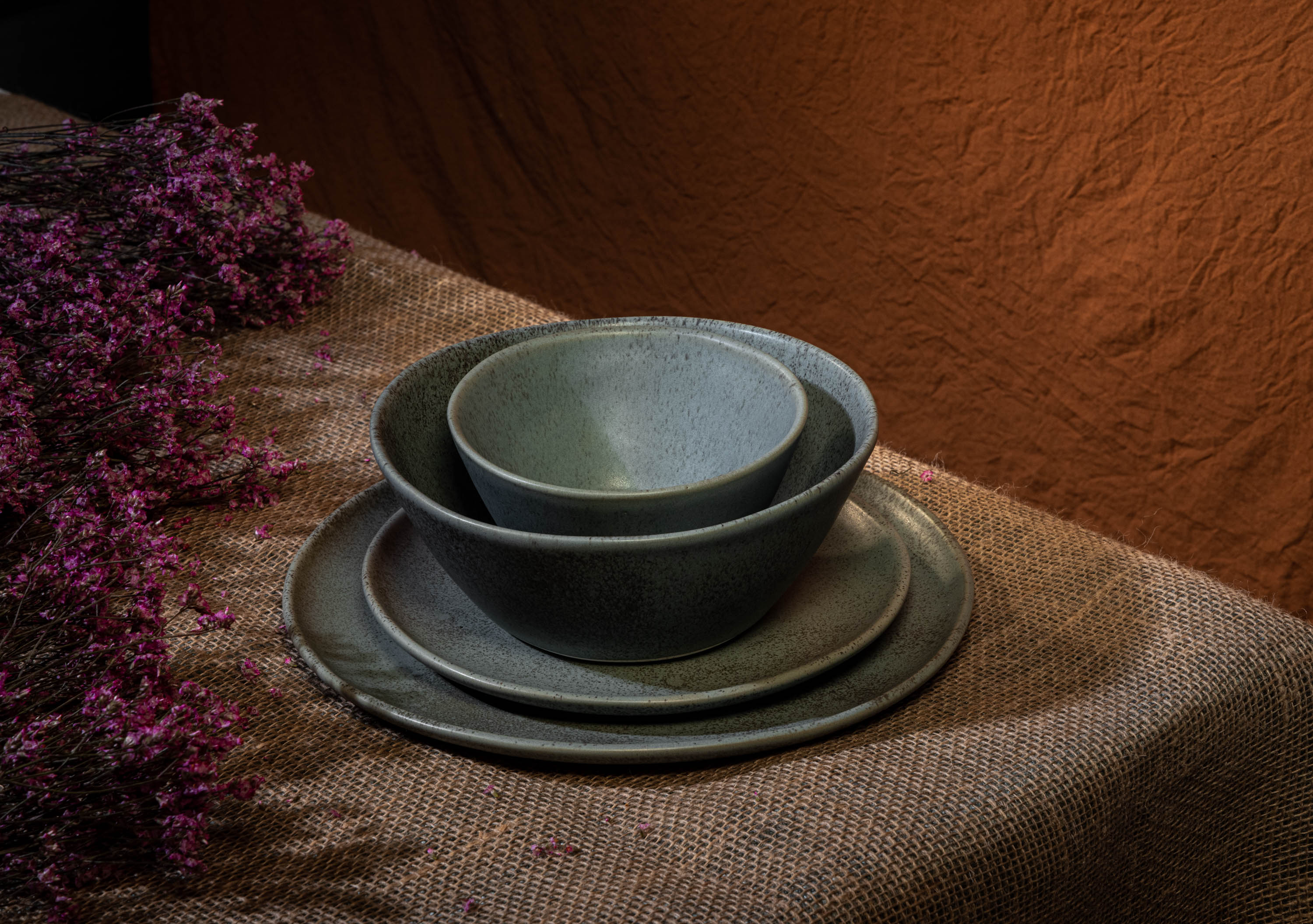 Four Piece Curved Coupe Dinnerware Setting