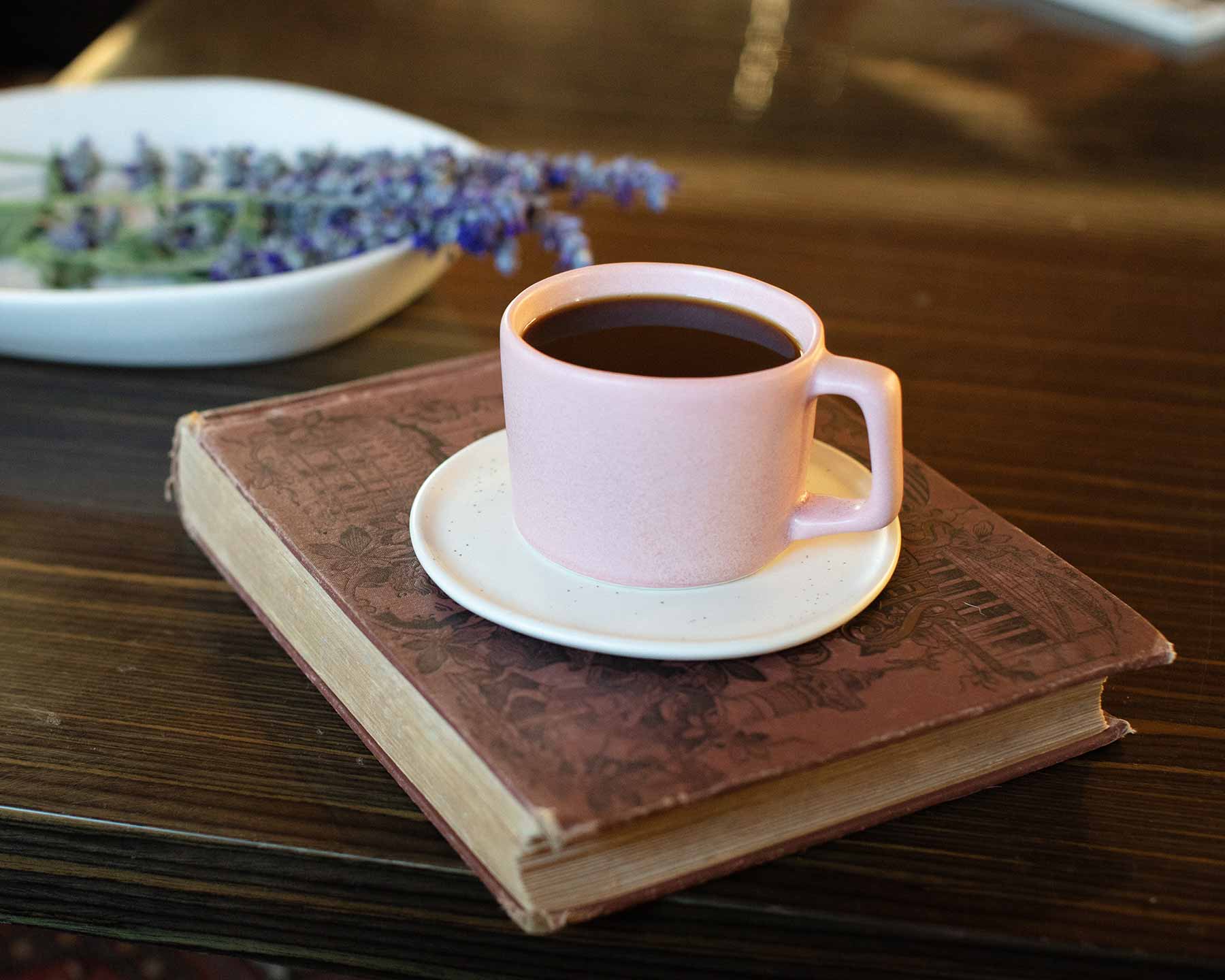 Organic Low Rim Porcelain Side Plate