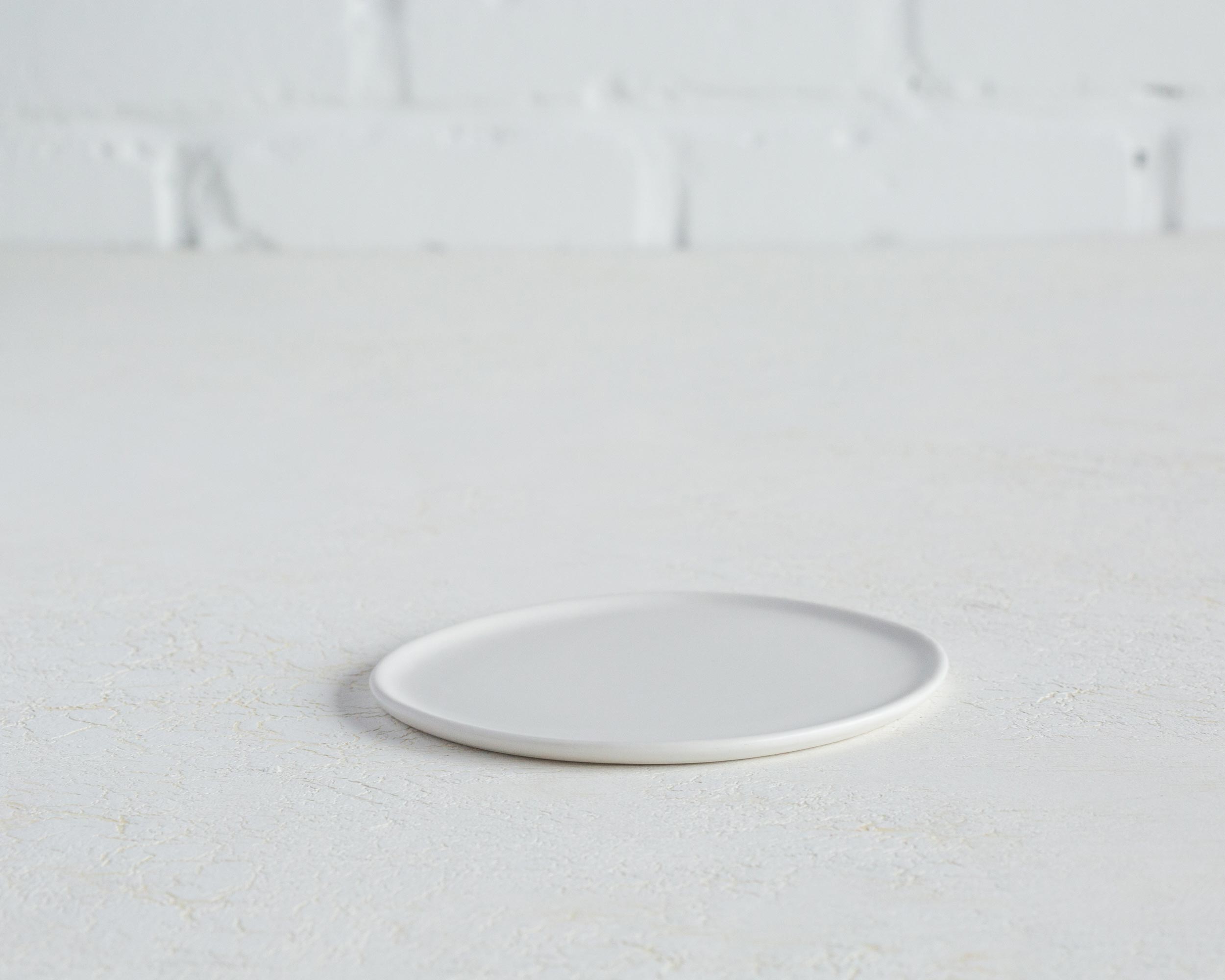 Organic Low Rim Porcelain Side Plate