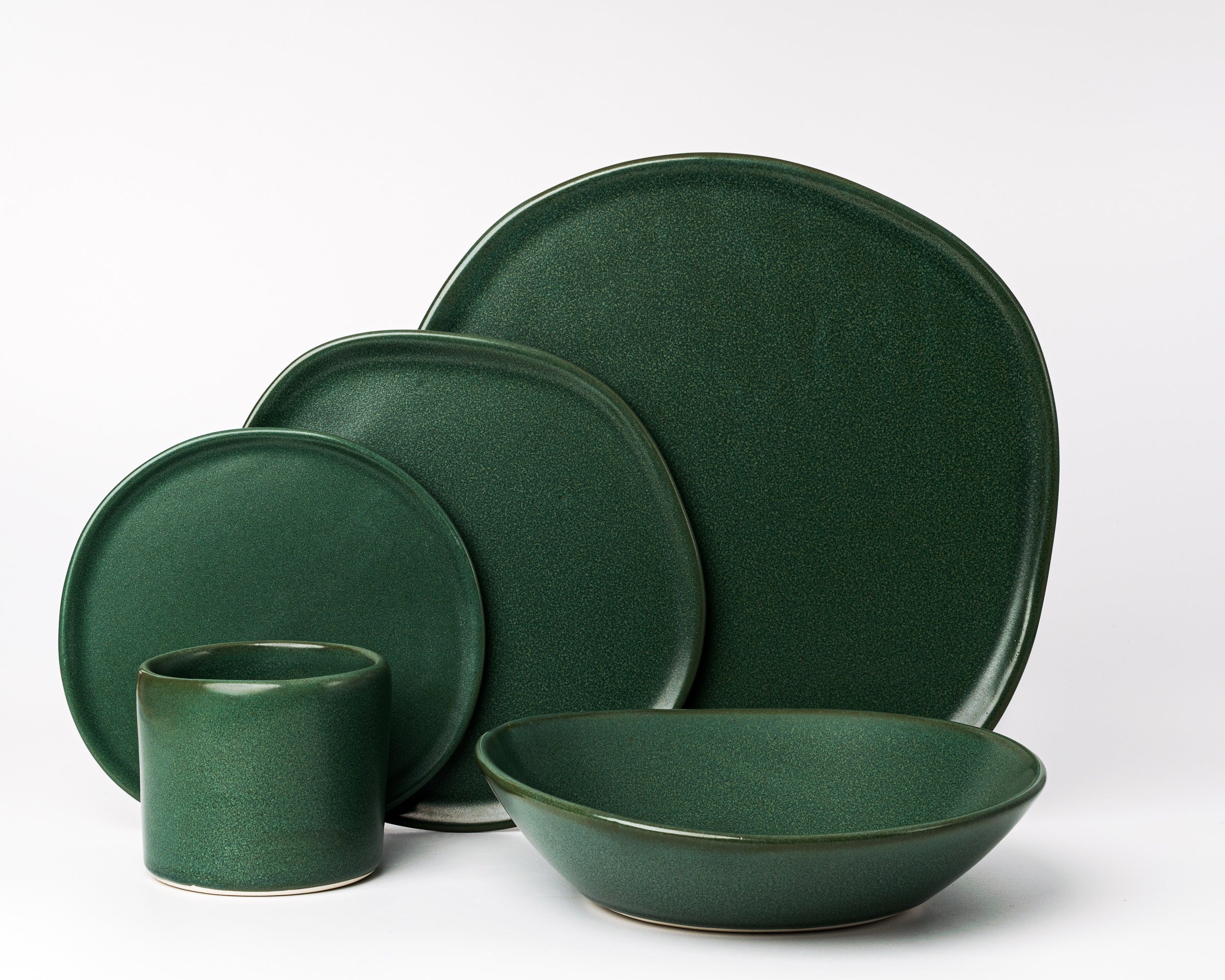 Five Piece Organic Rim Dinnerware Setting