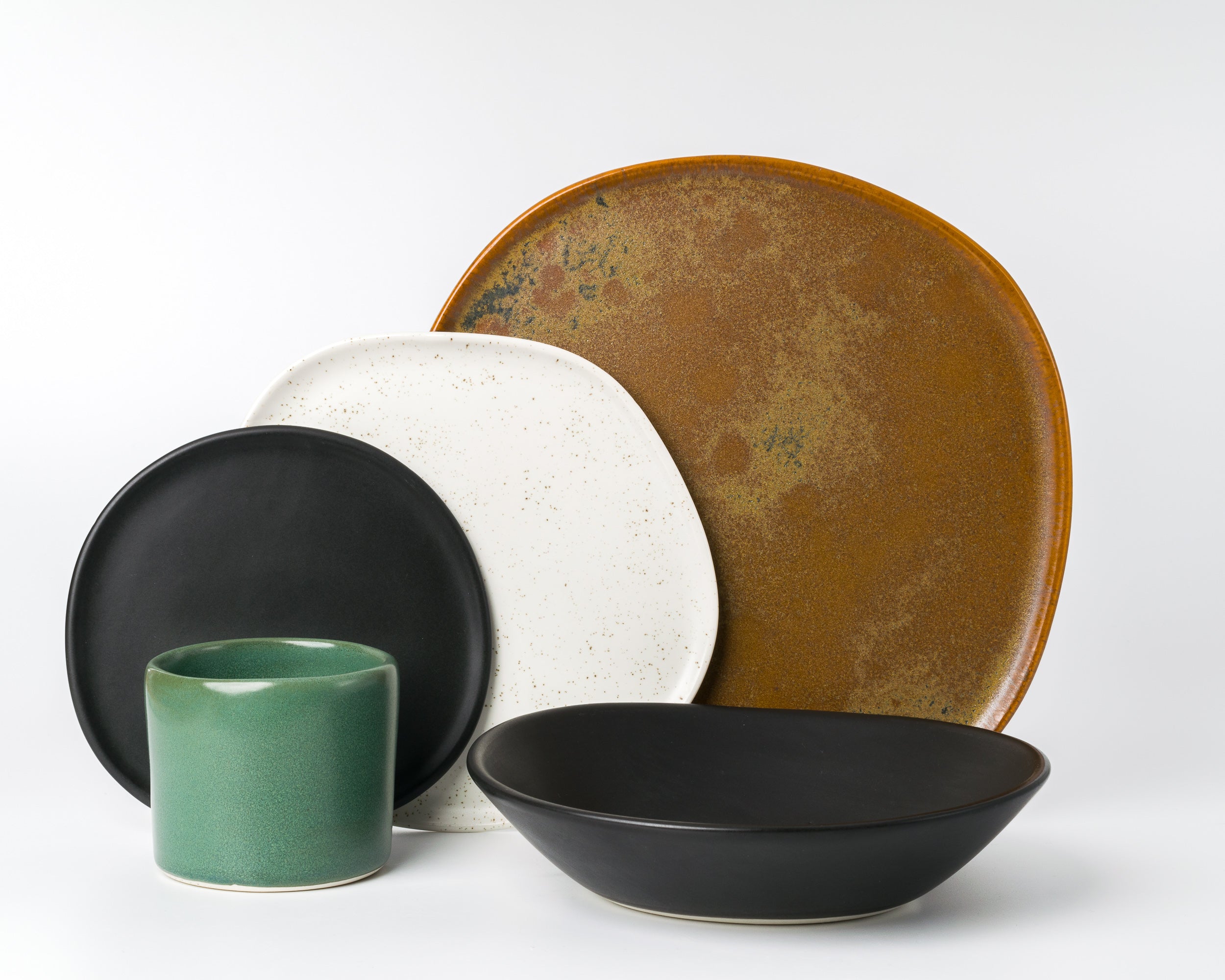 Five Piece Organic Rim Dinnerware Setting
