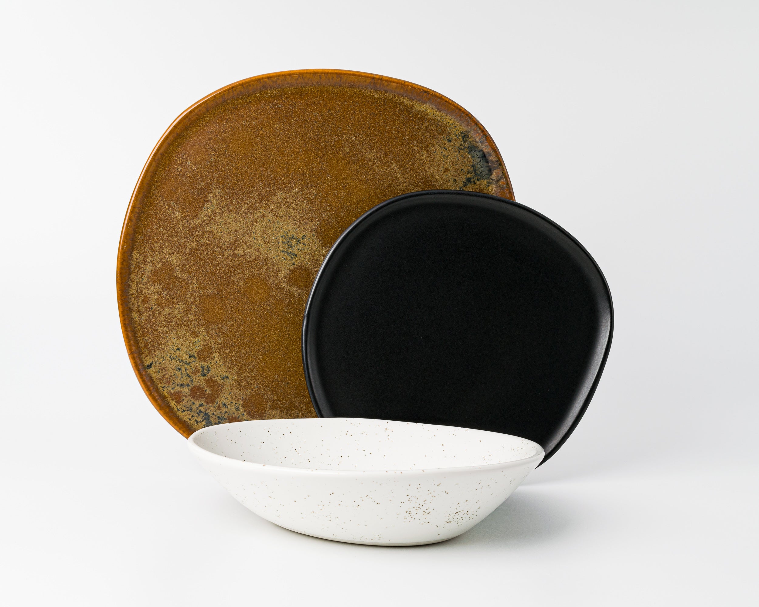 Three Piece Organic Rim Dinnerware Setting