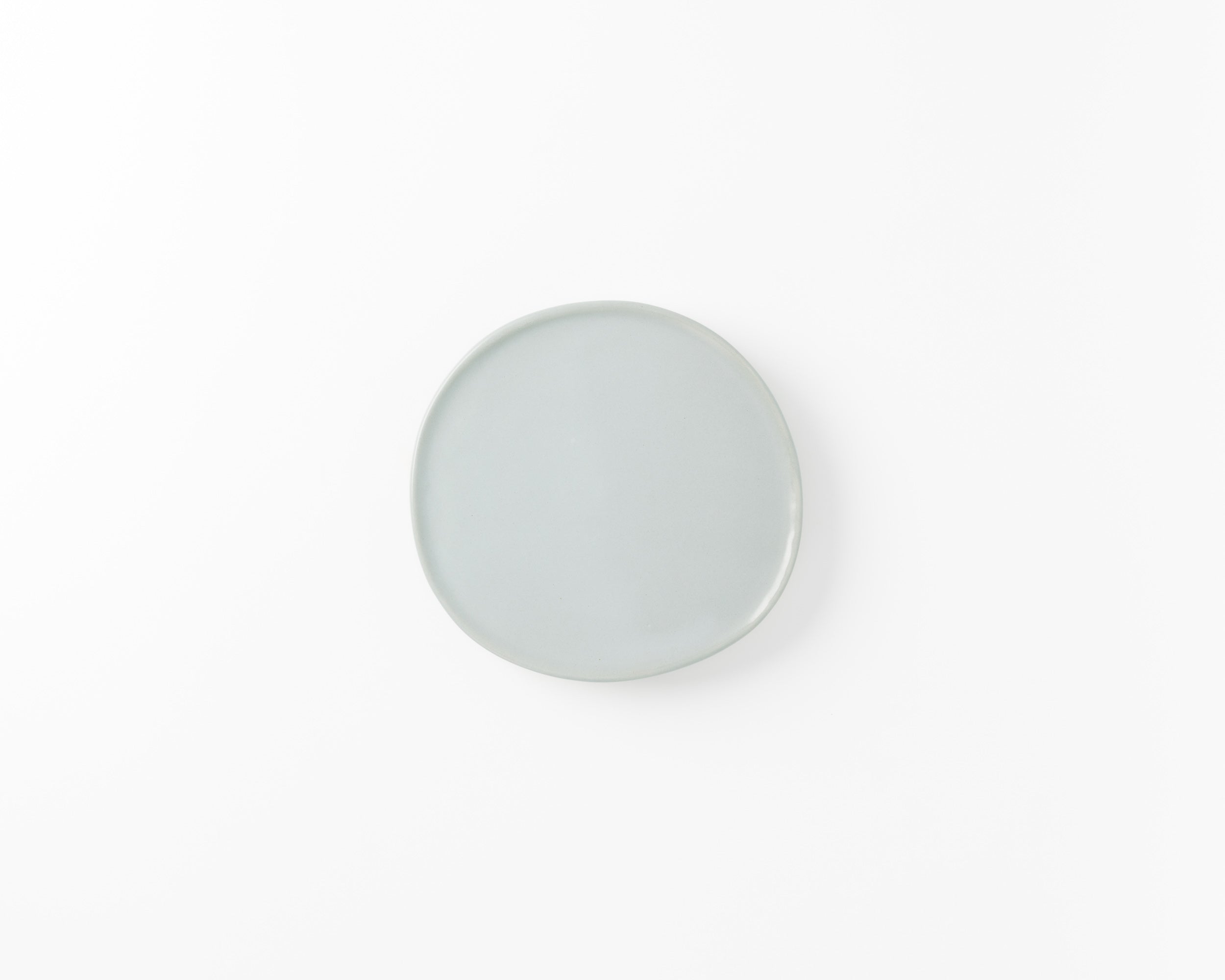 Seven Piece Organic Rim Dinnerware Setting