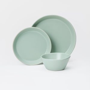 Three Piece Classic Coupe Dinnerware Setting