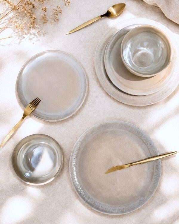 White Pearl Oyster Dinnerware Set, Glazed Ceramic Plates and Bowls - Image 4